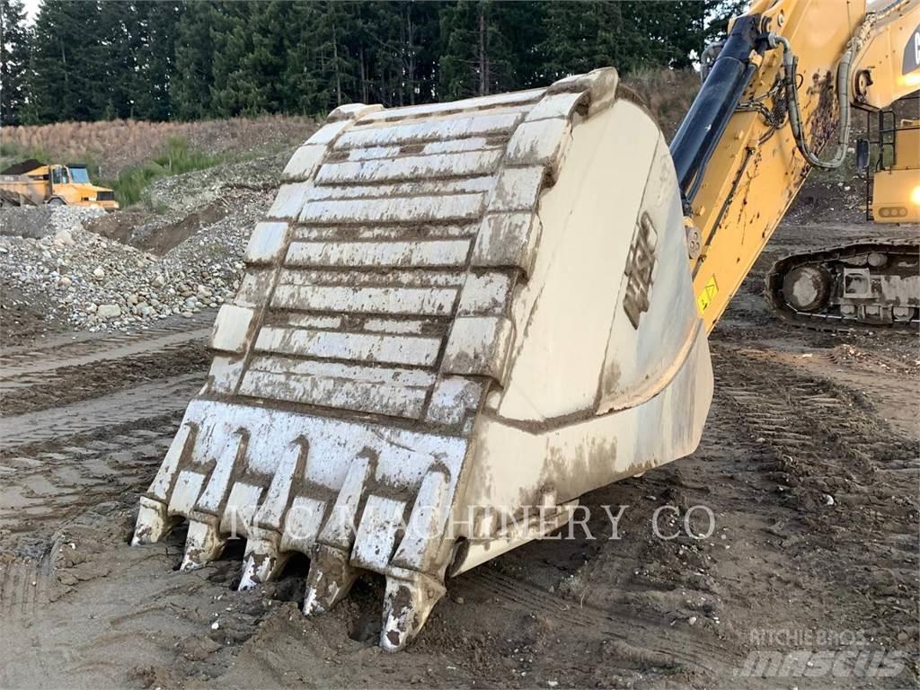 CAT 390F Beltegraver