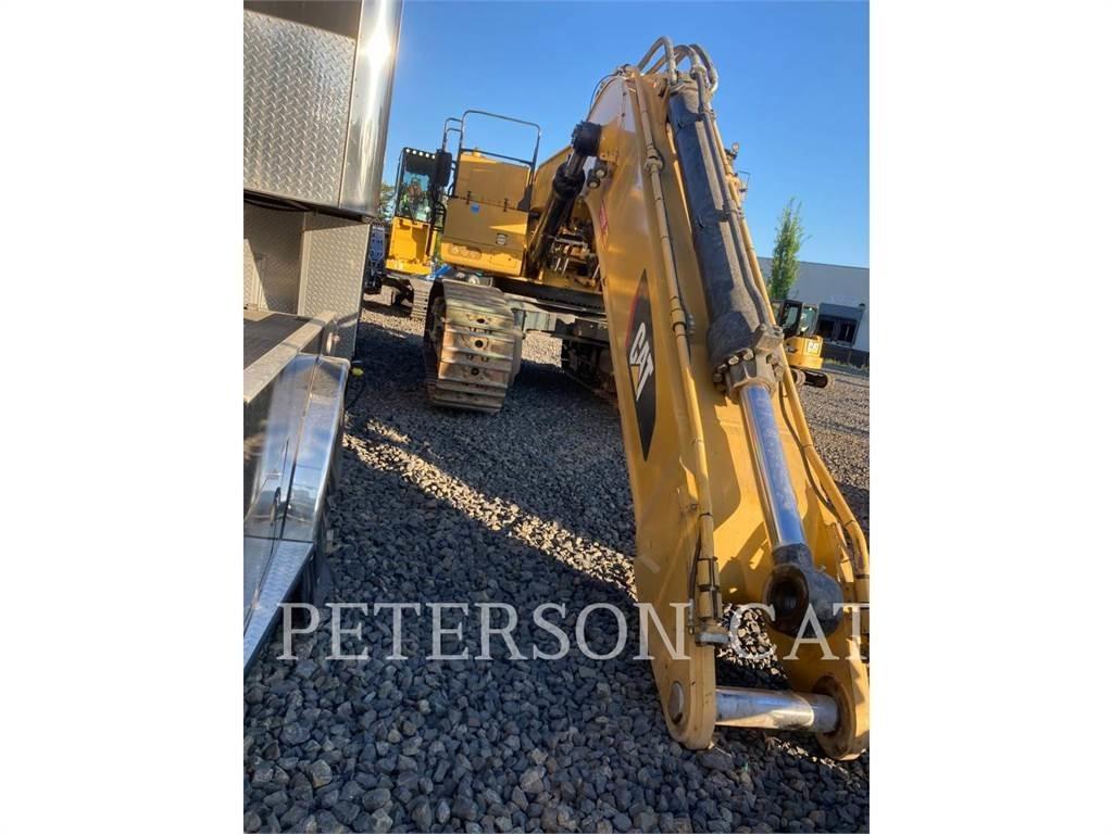CAT 390FL Beltegraver