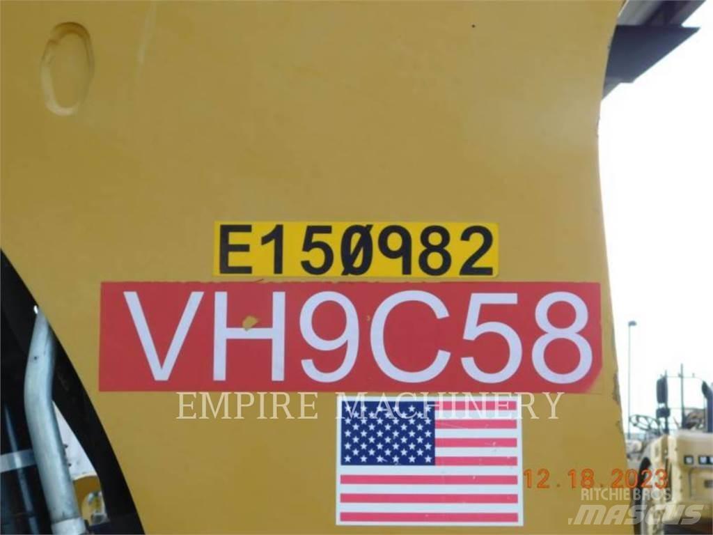CAT 415F2 4EOP Traktorgravere