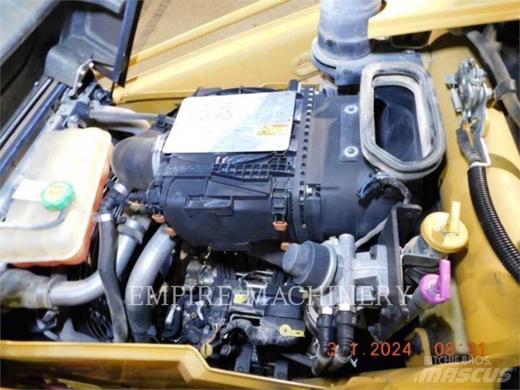 CAT 415F2 4EOP Traktorgravere
