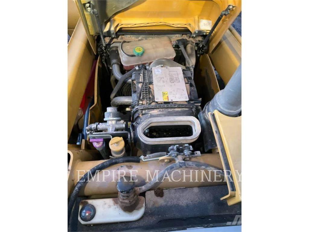 CAT 415F2 IL Hjullastere