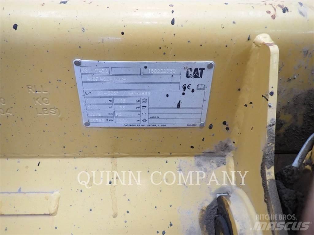 CAT 415F2IL Traktorgravere