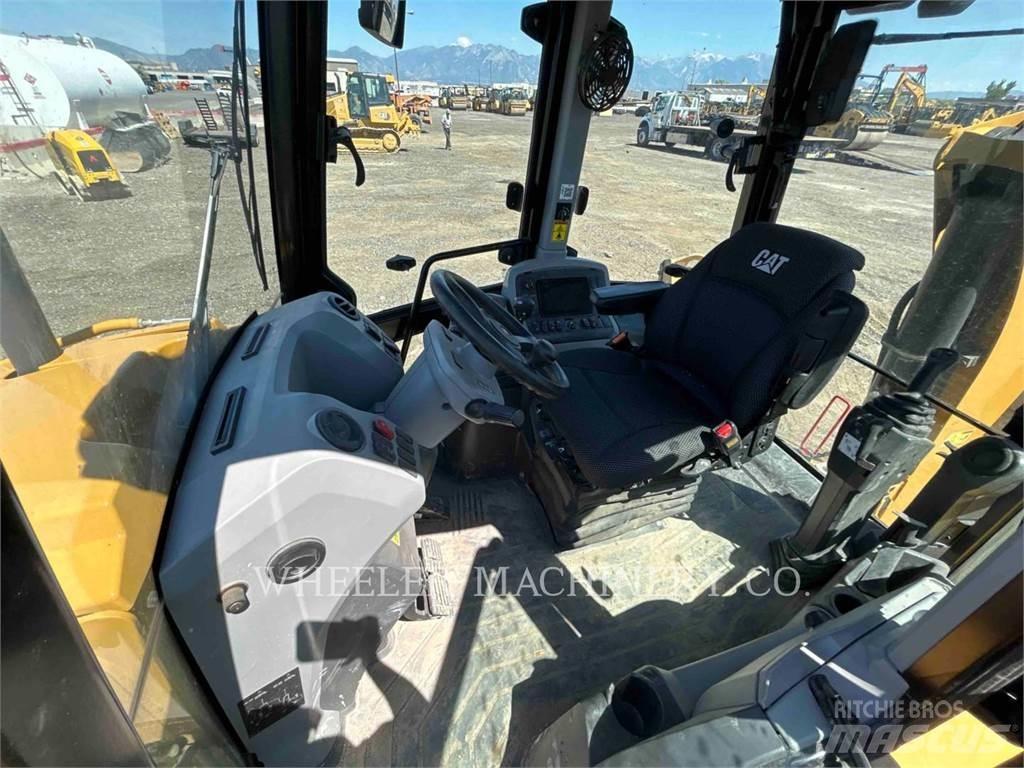 CAT 420 Traktorgravere