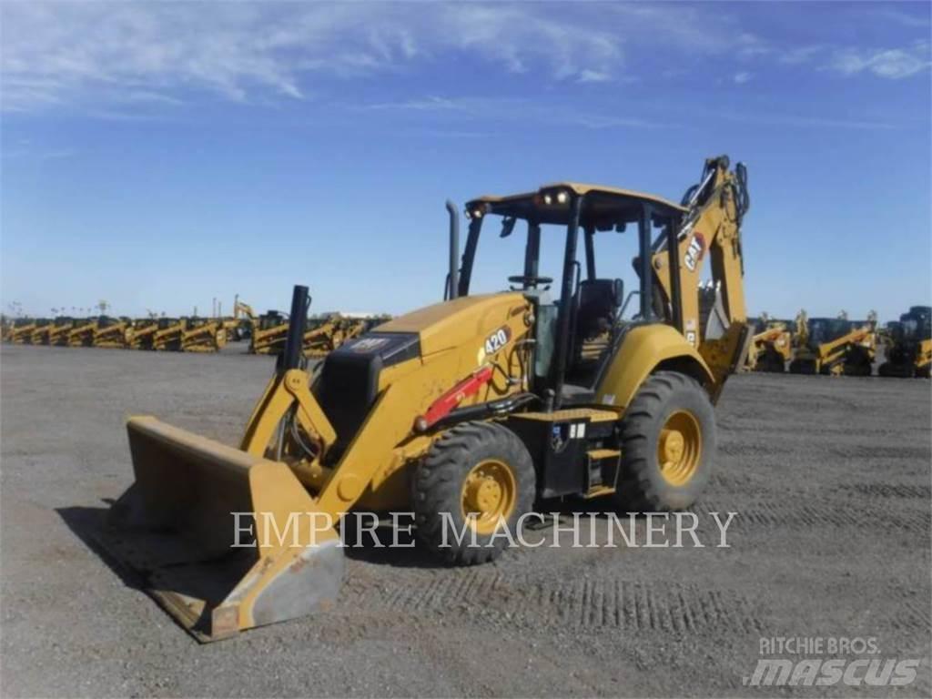 CAT 42007 Traktorgravere