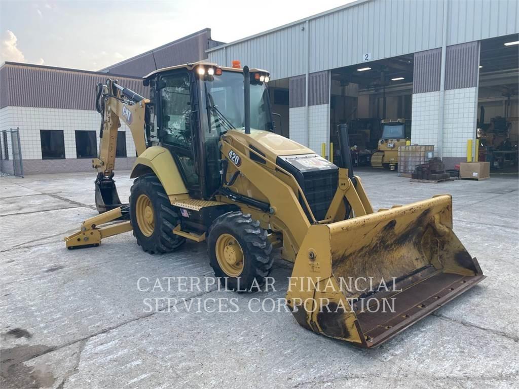 CAT 42007 Traktorgravere