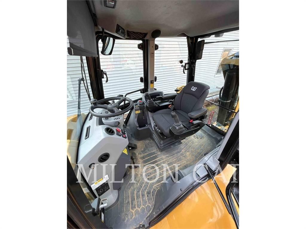 CAT 42007XE Traktorgravere