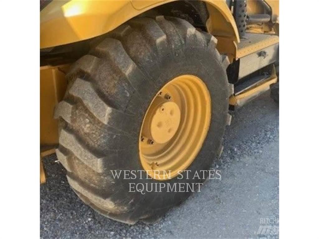 CAT 420F Traktorgravere