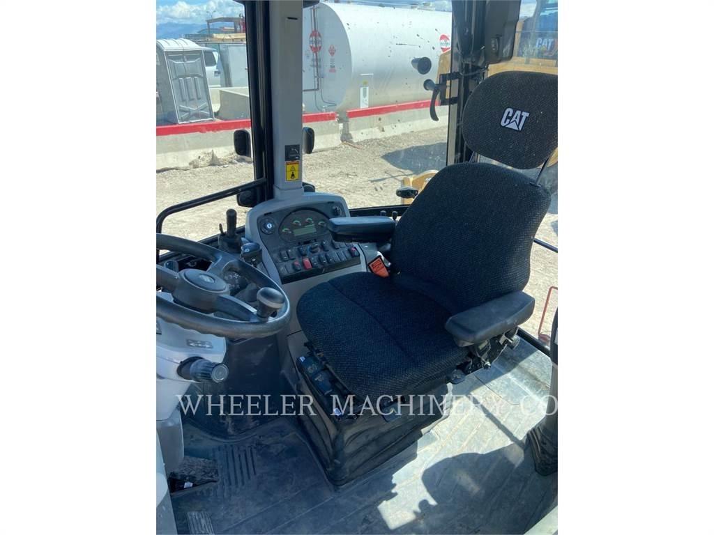 CAT 420F2 Traktorgravere