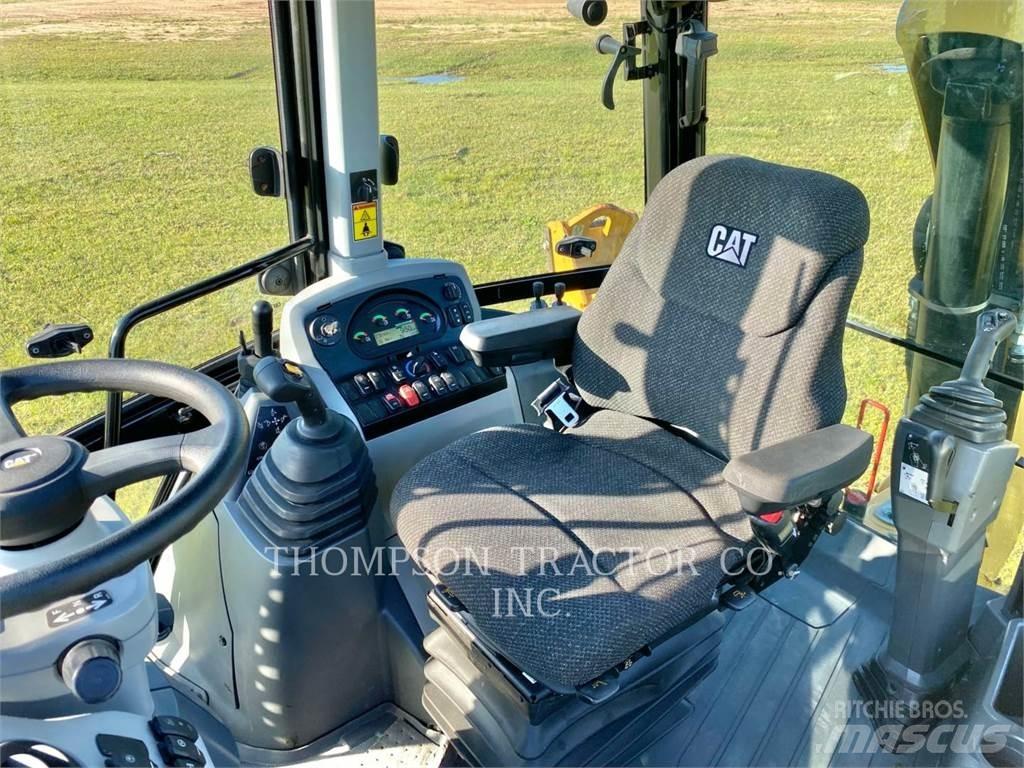 CAT 420F2 Traktorgravere