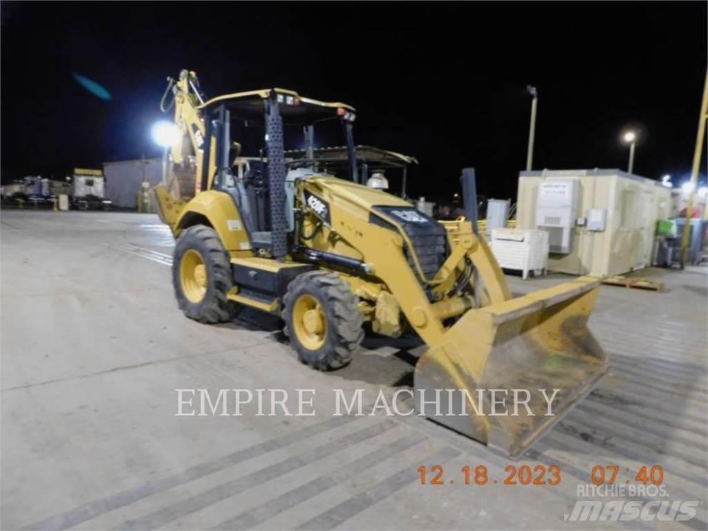 CAT 420F2 4EO Traktorgravere
