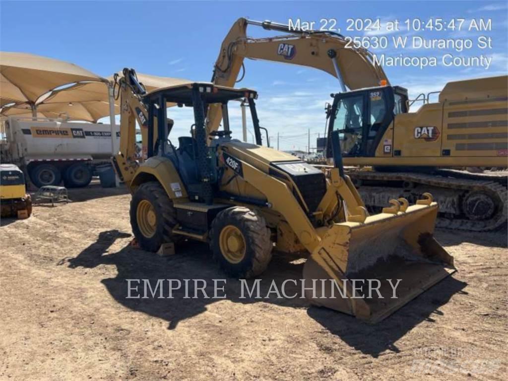CAT 420F2 4EO Traktorgravere