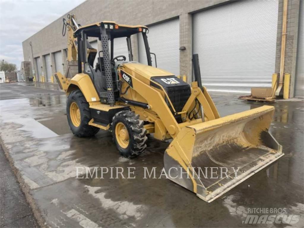 CAT 420F2 4EO Traktorgravere