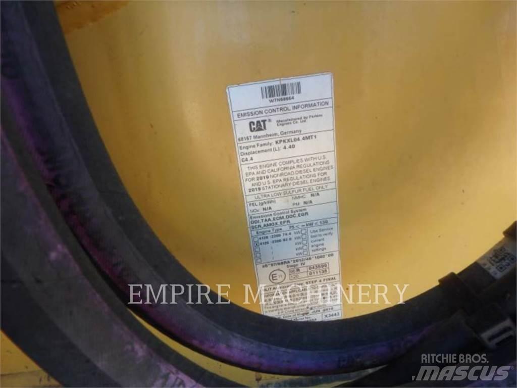 CAT 420F2 4EO Traktorgravere
