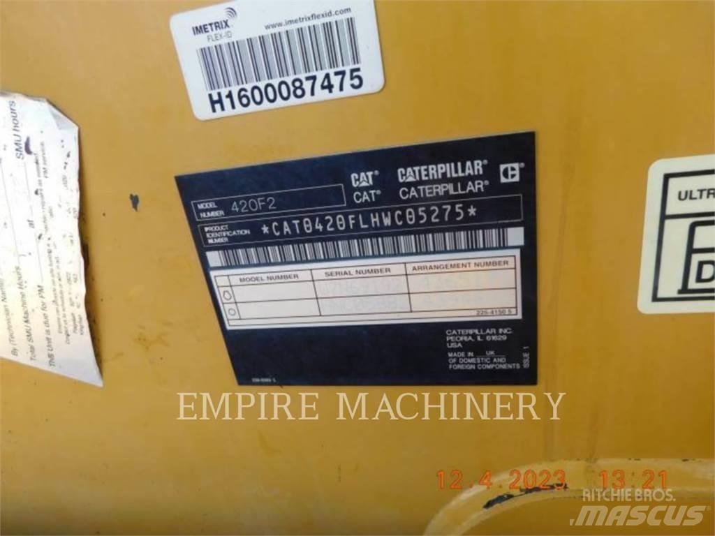 CAT 420F2 4EO Traktorgravere