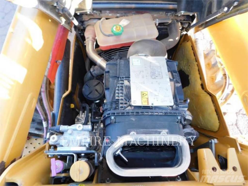CAT 420F2 4EO Traktorgravere