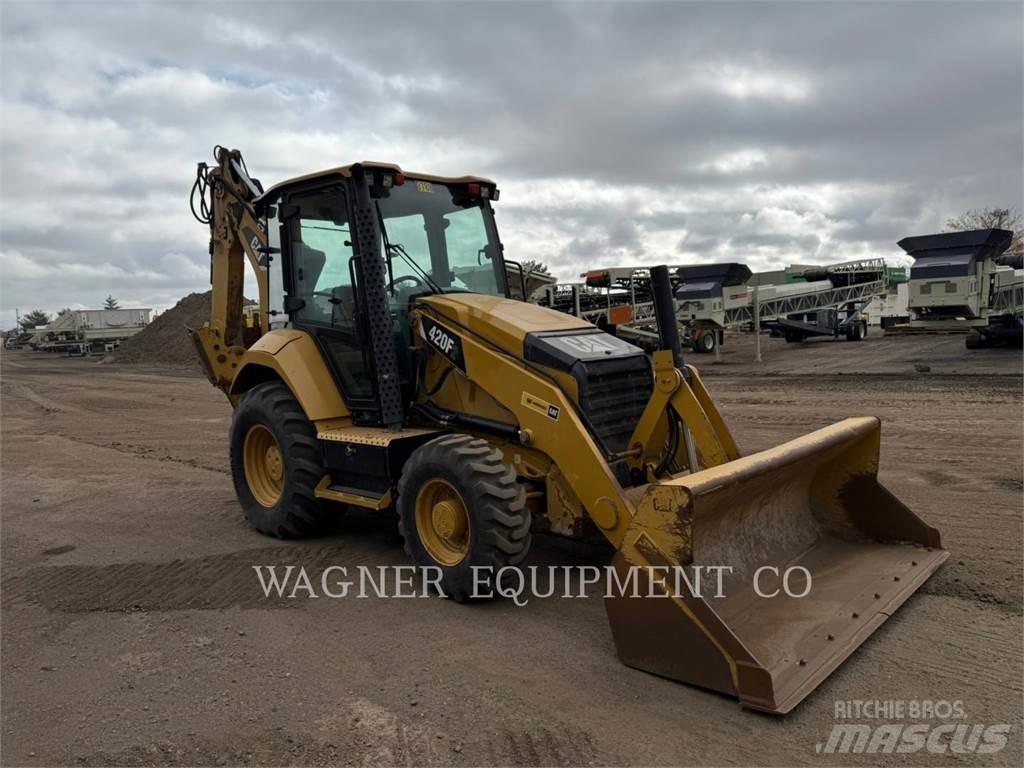 CAT 420F2 4WDE Traktorgravere