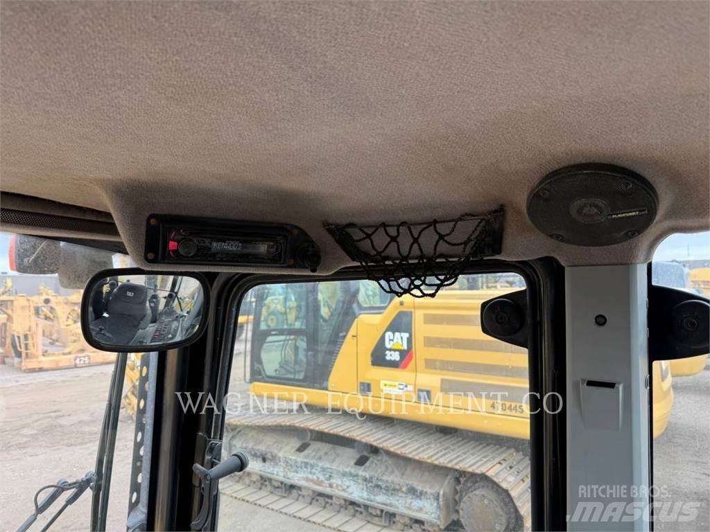 CAT 420F2 4WDE Traktorgravere