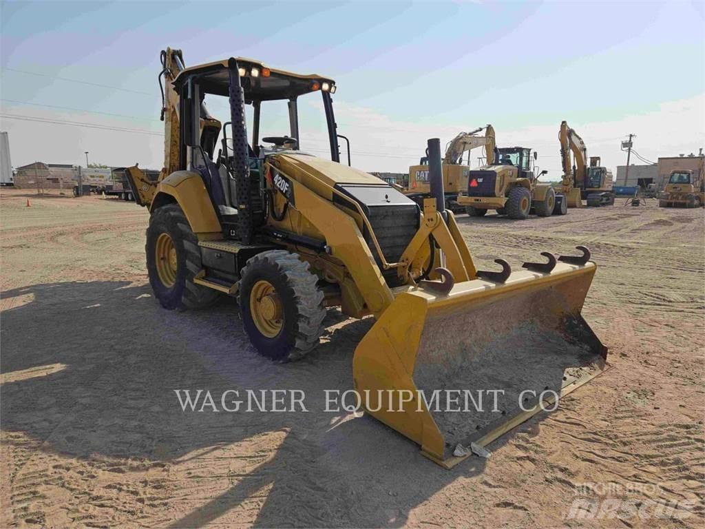 CAT 420F2 4WDS Traktorgravere