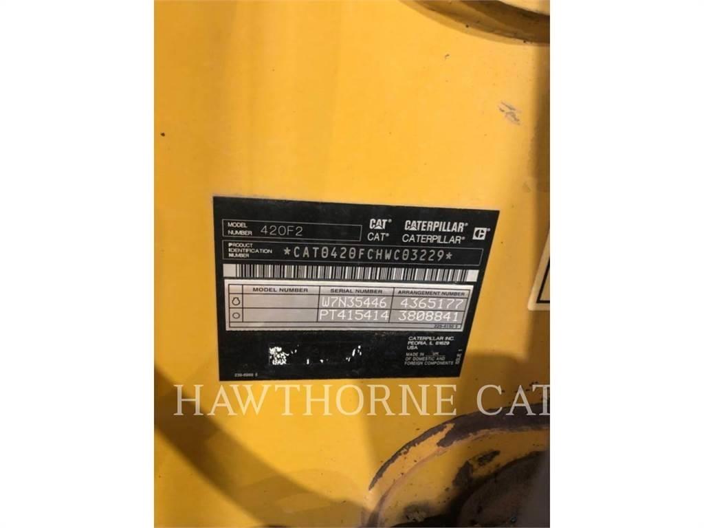 CAT 420F2 CAB Traktorgravere