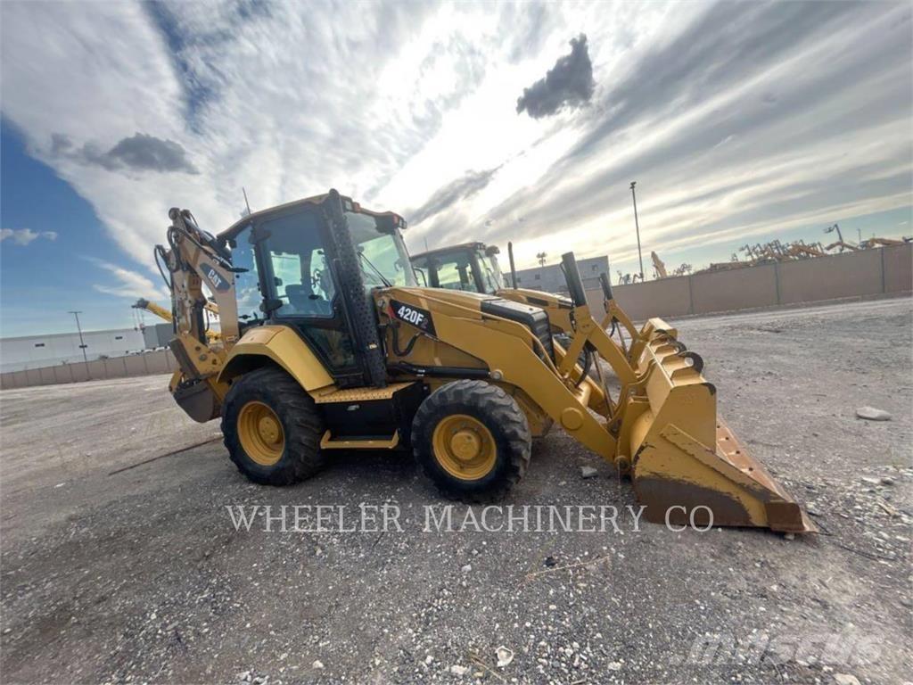 CAT 420F2 E Traktorgravere