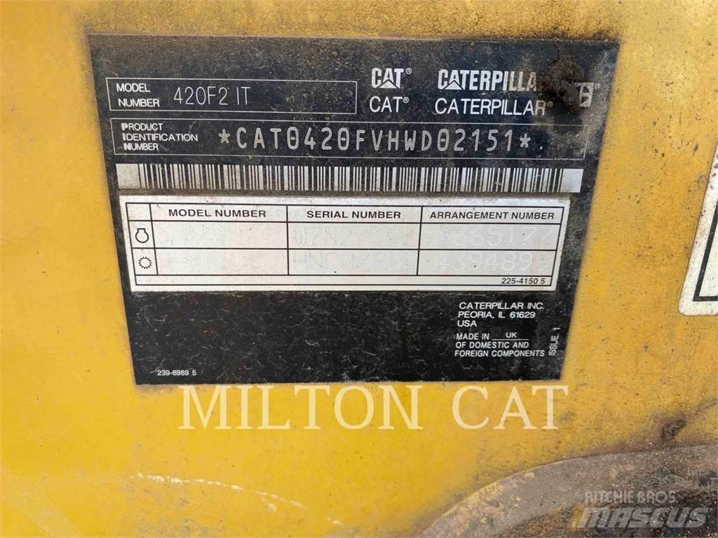 CAT 420F2 IT Traktorgravere