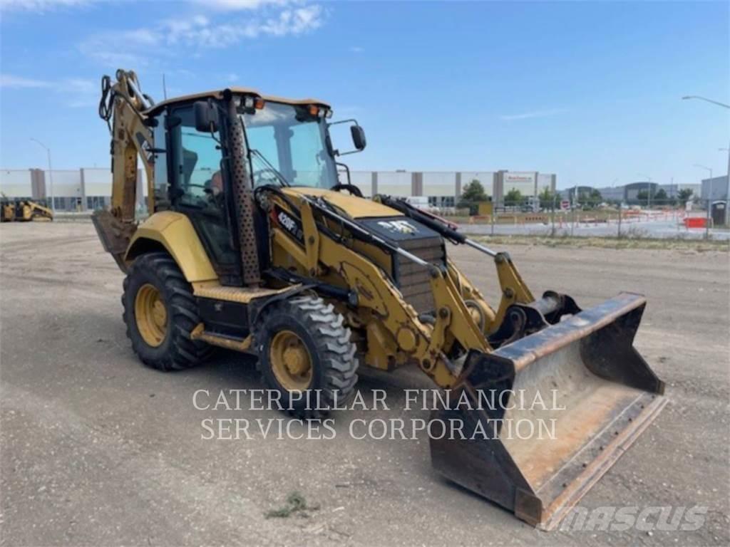 CAT 420F2 IT Traktorgravere