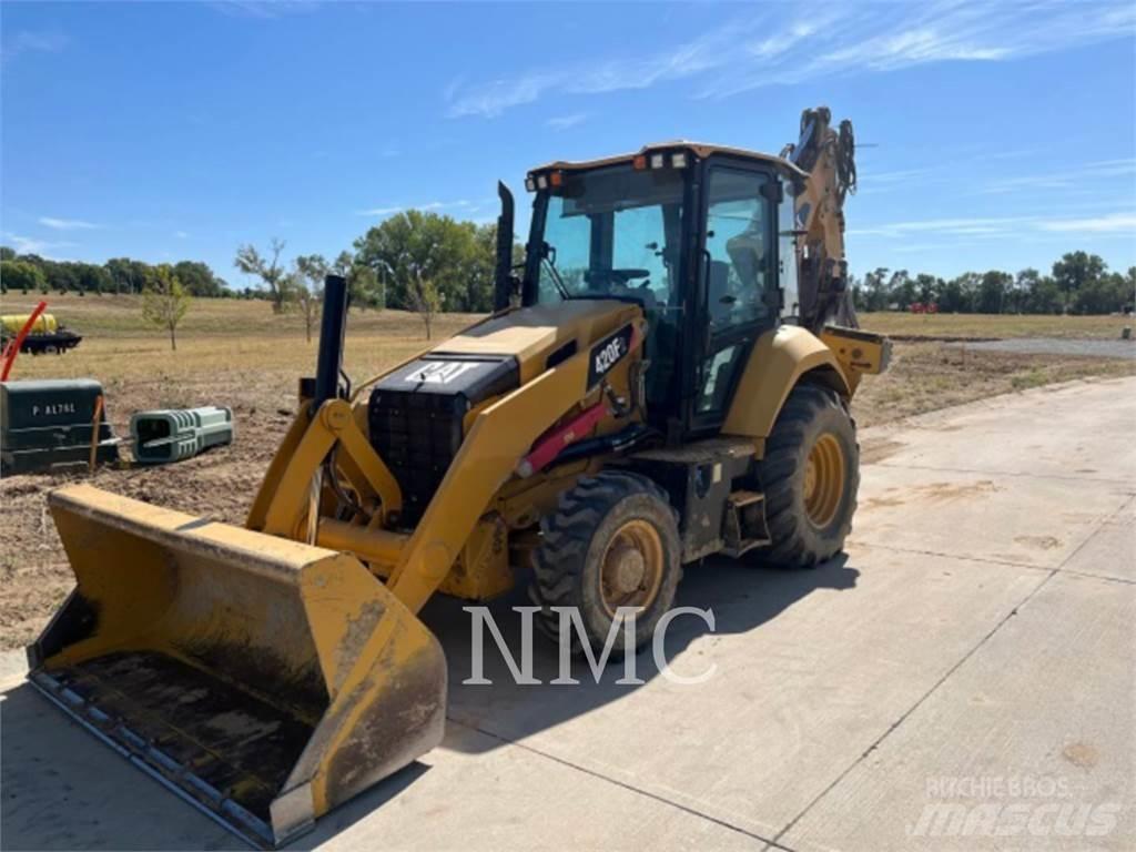 CAT 420F2 ST Traktorgravere