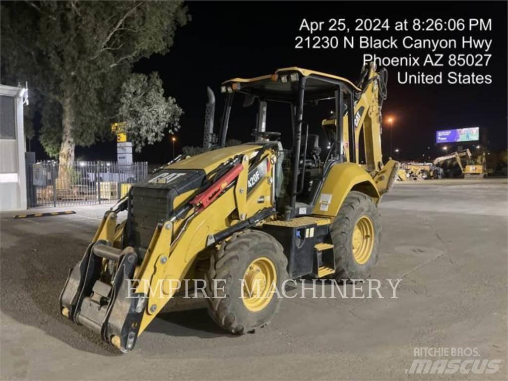CAT 420F24EOIP Traktorgravere