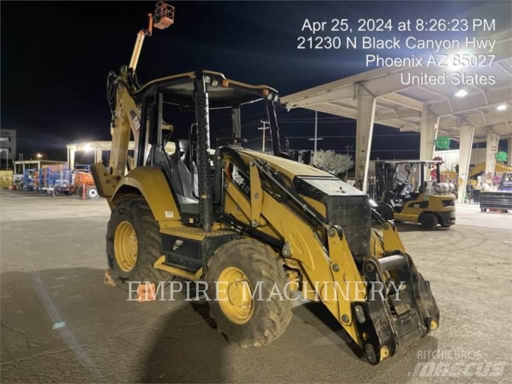 CAT 420F24EOIP Traktorgravere