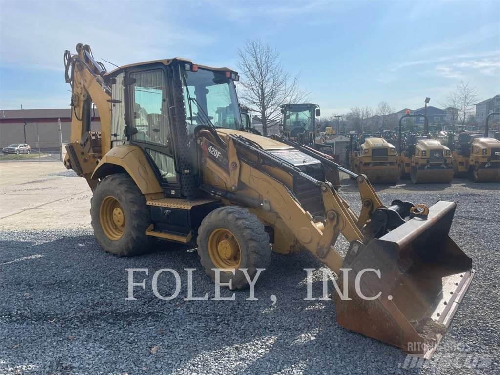 CAT 420F2IT Traktorgravere