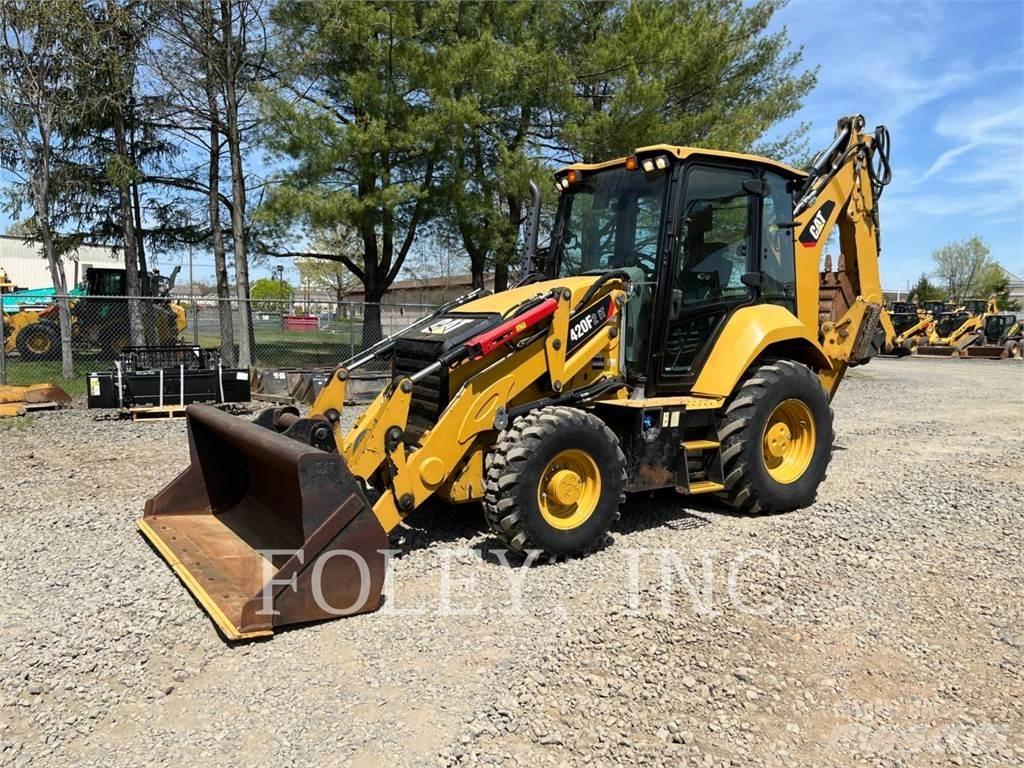 CAT 420F2IT Traktorgravere