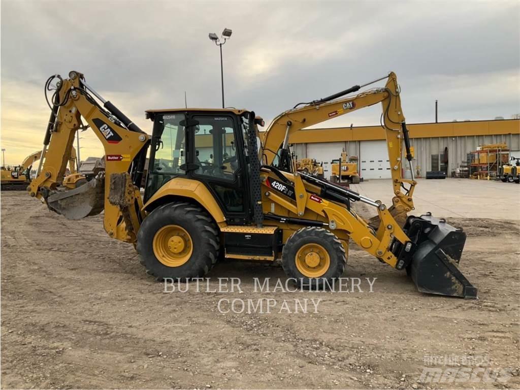 CAT 420F2IT Traktorgravere