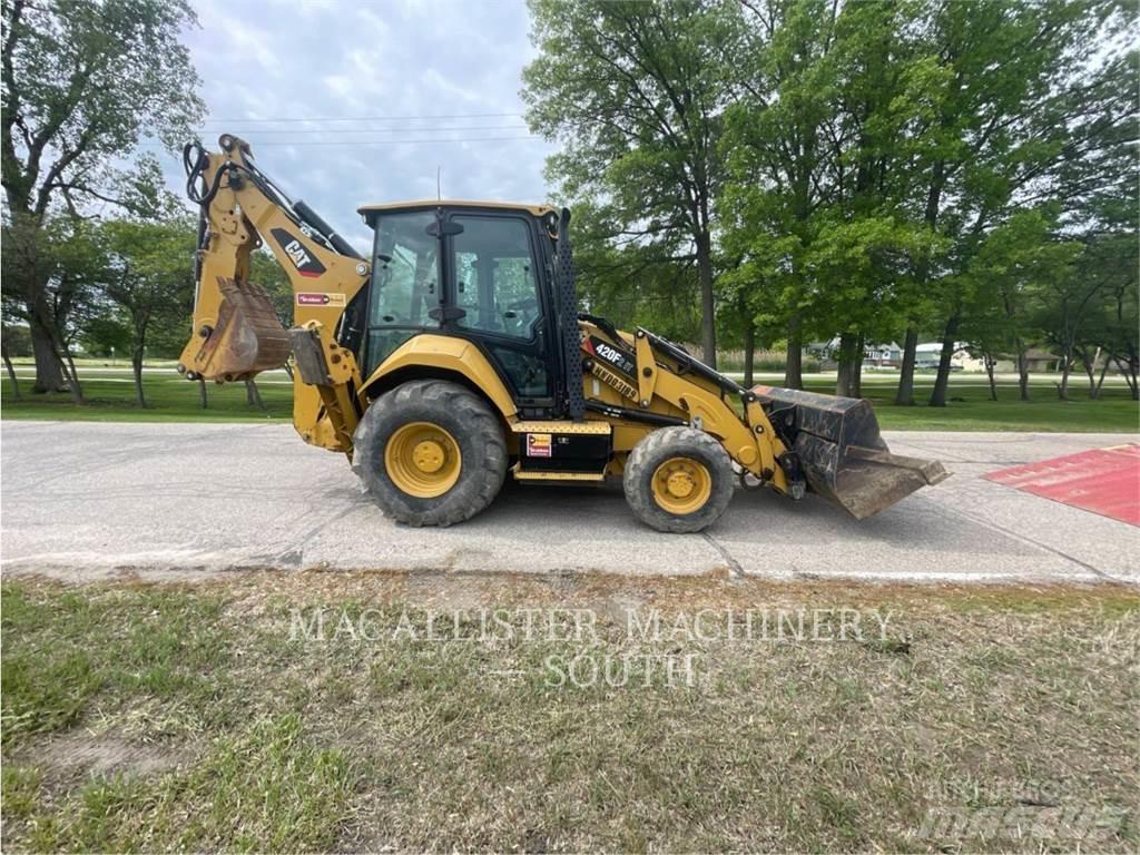 CAT 420F2IT Traktorgravere