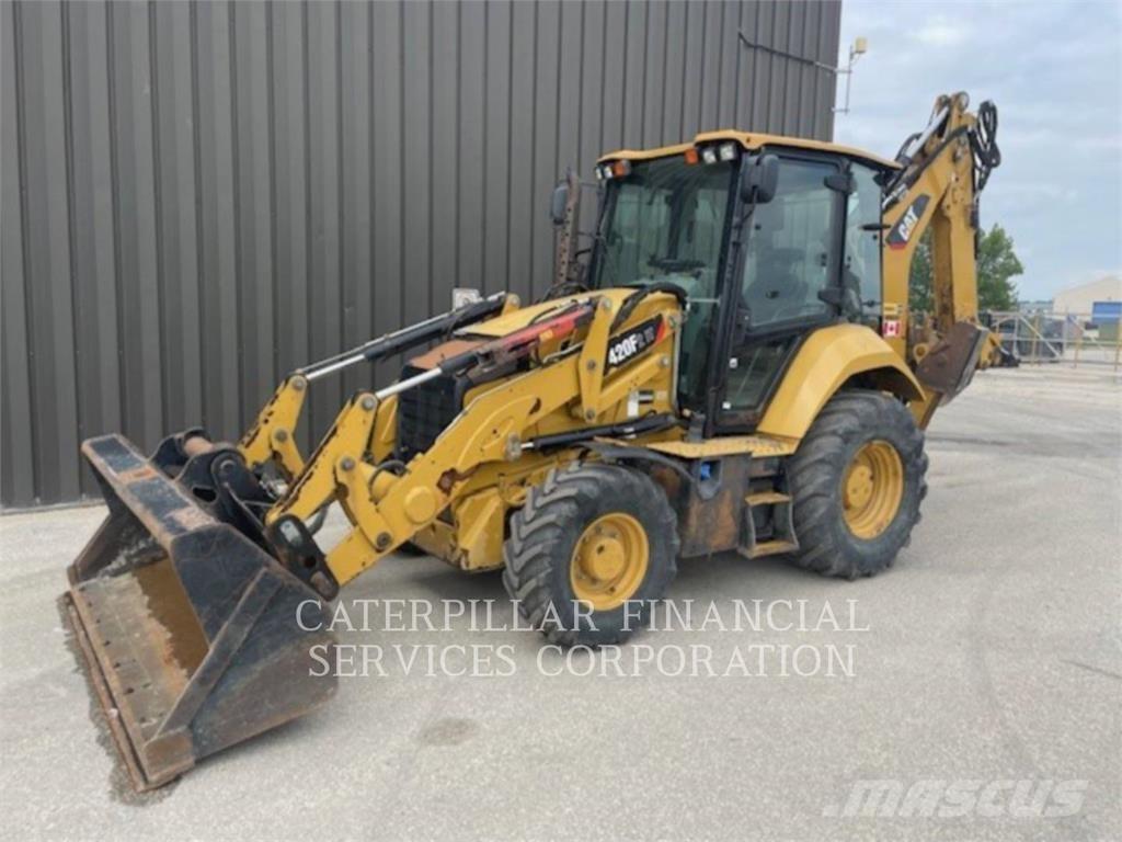 CAT 420F2IT Traktorgravere