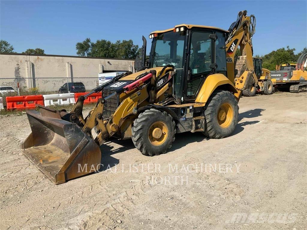 CAT 420F2IT APR Traktorgravere