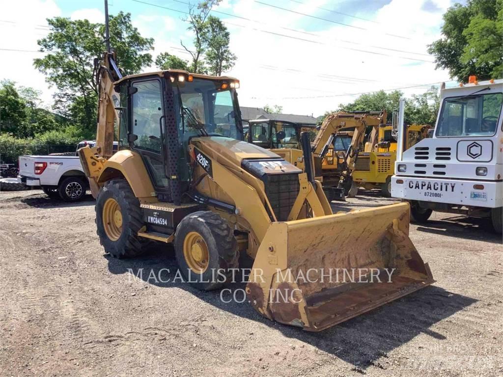 CAT 420F2ST Traktorgravere
