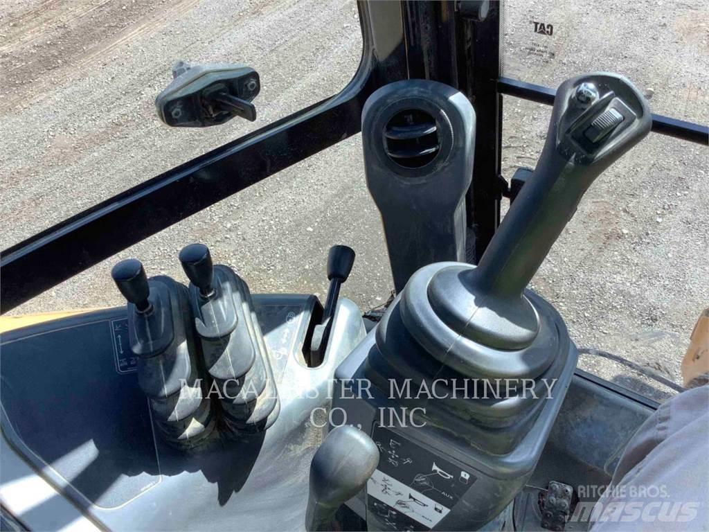 CAT 420F2ST Traktorgravere