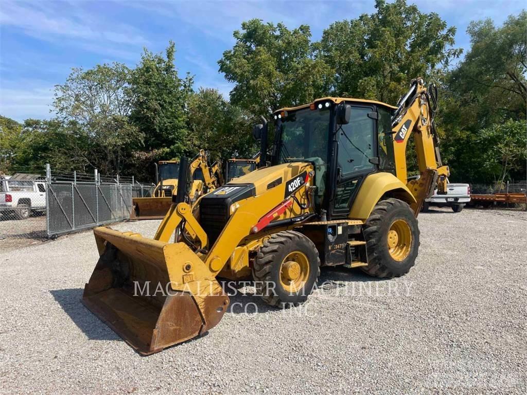 CAT 420F2ST Traktorgravere