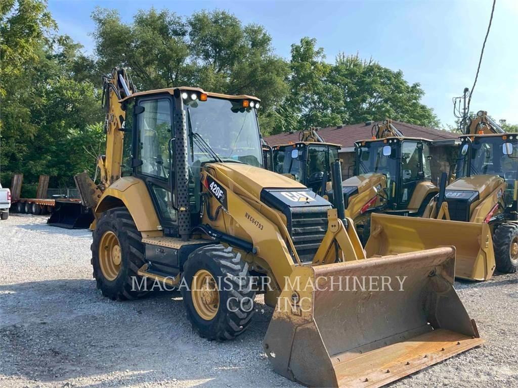 CAT 420F2ST Traktorgravere