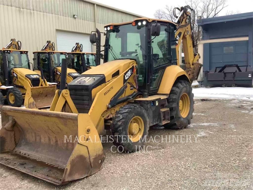CAT 420F2ST Traktorgravere