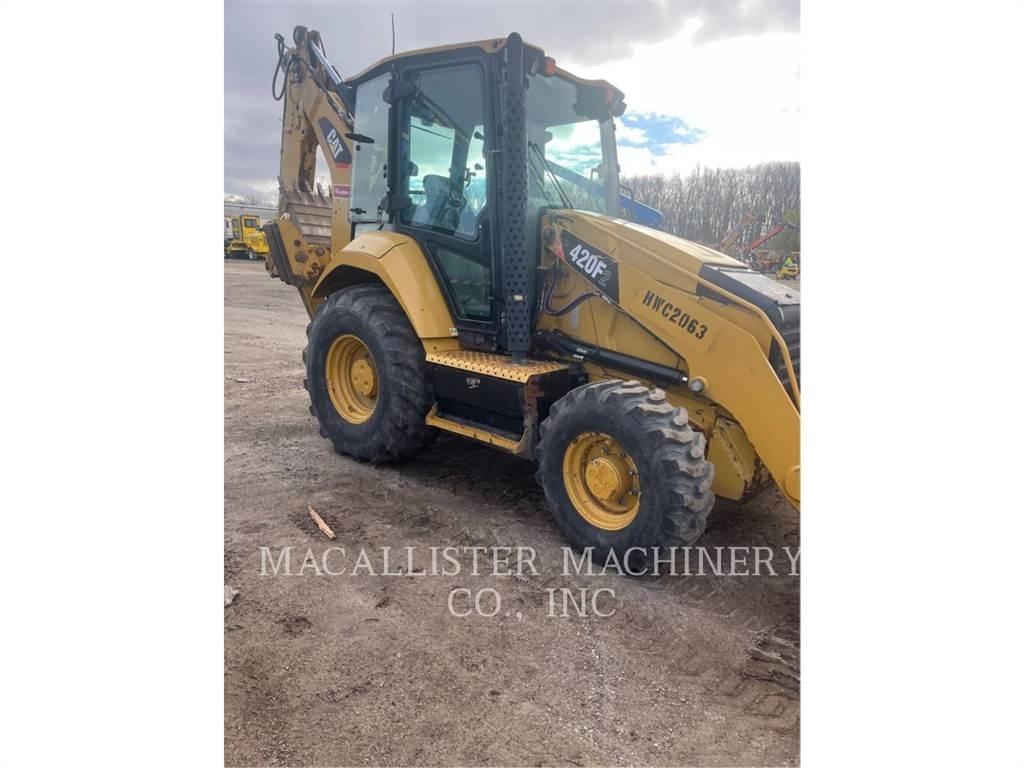 CAT 420F2ST Traktorgravere