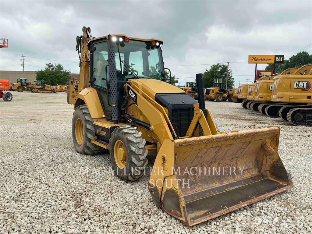 CAT 420F2ST Traktorgravere