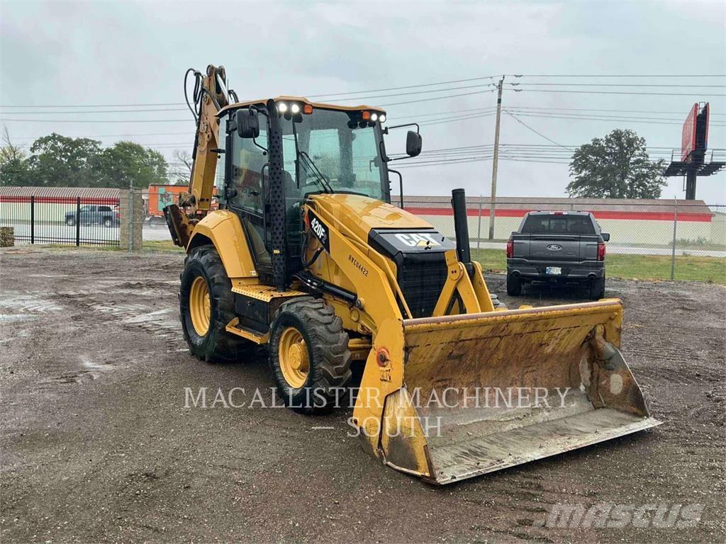 CAT 420F2ST Traktorgravere