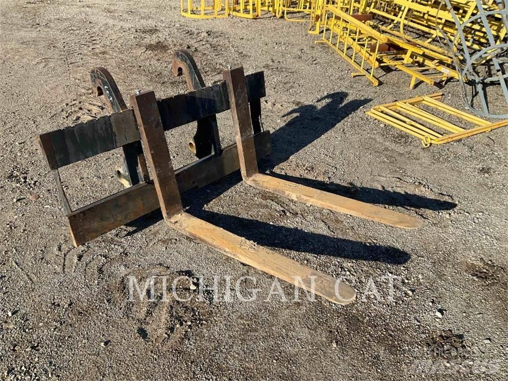 CAT 420FIT A Traktorgravere
