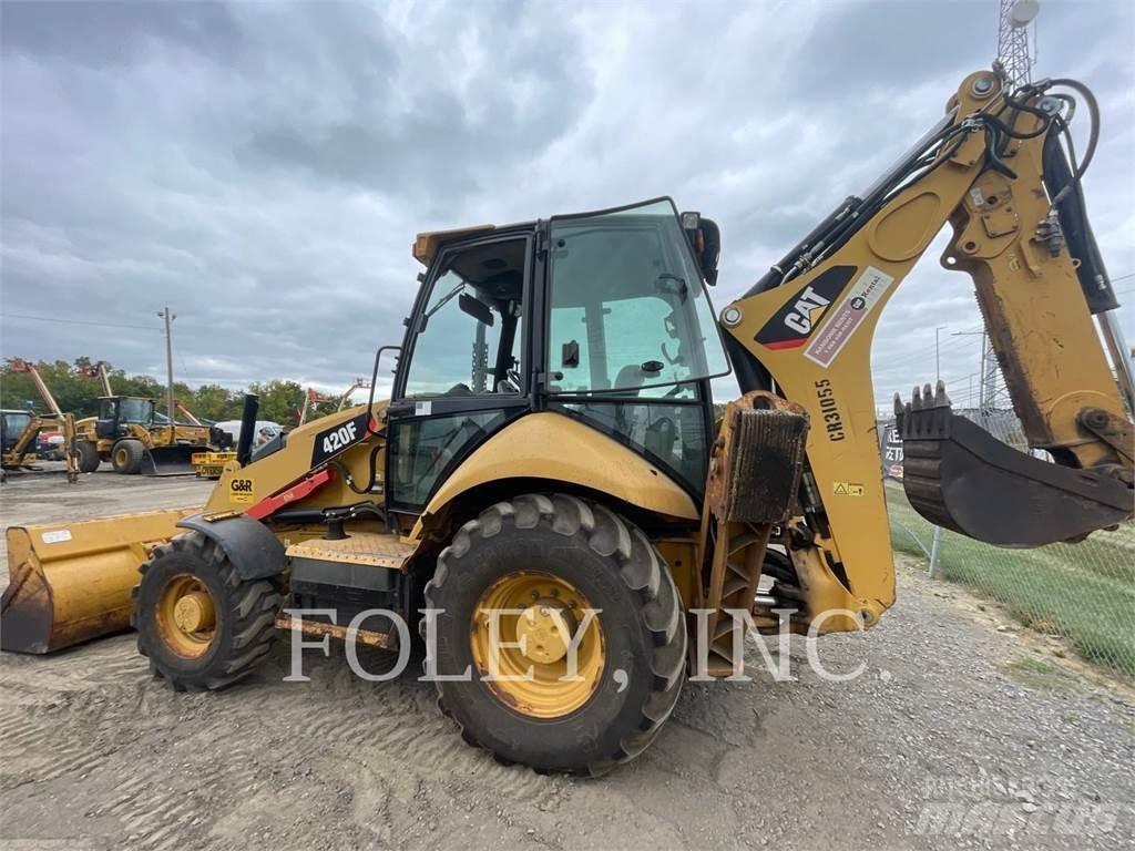 CAT 420FST Traktorgravere
