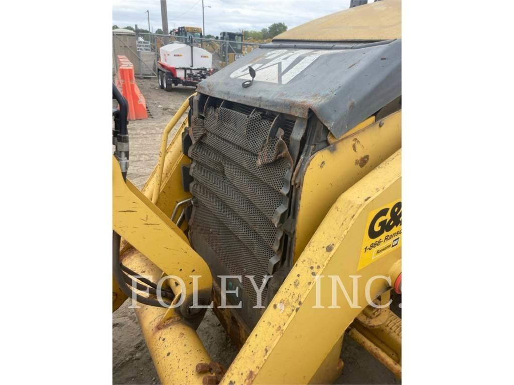 CAT 420FST Traktorgravere