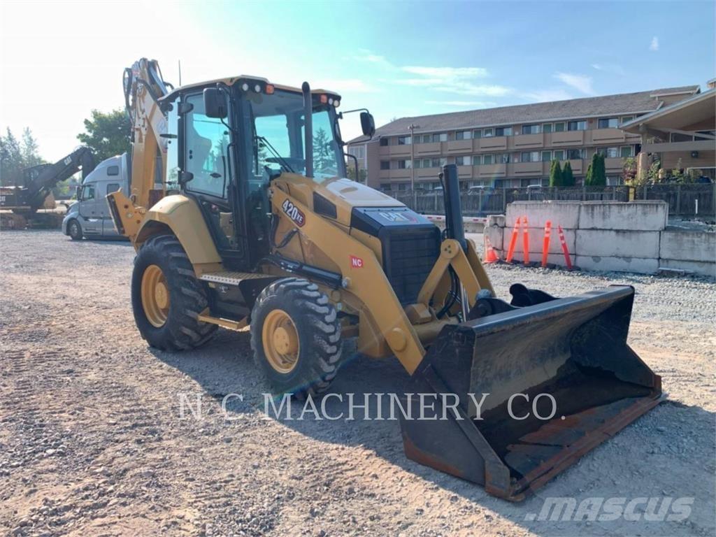 CAT 420XE Traktorgravere