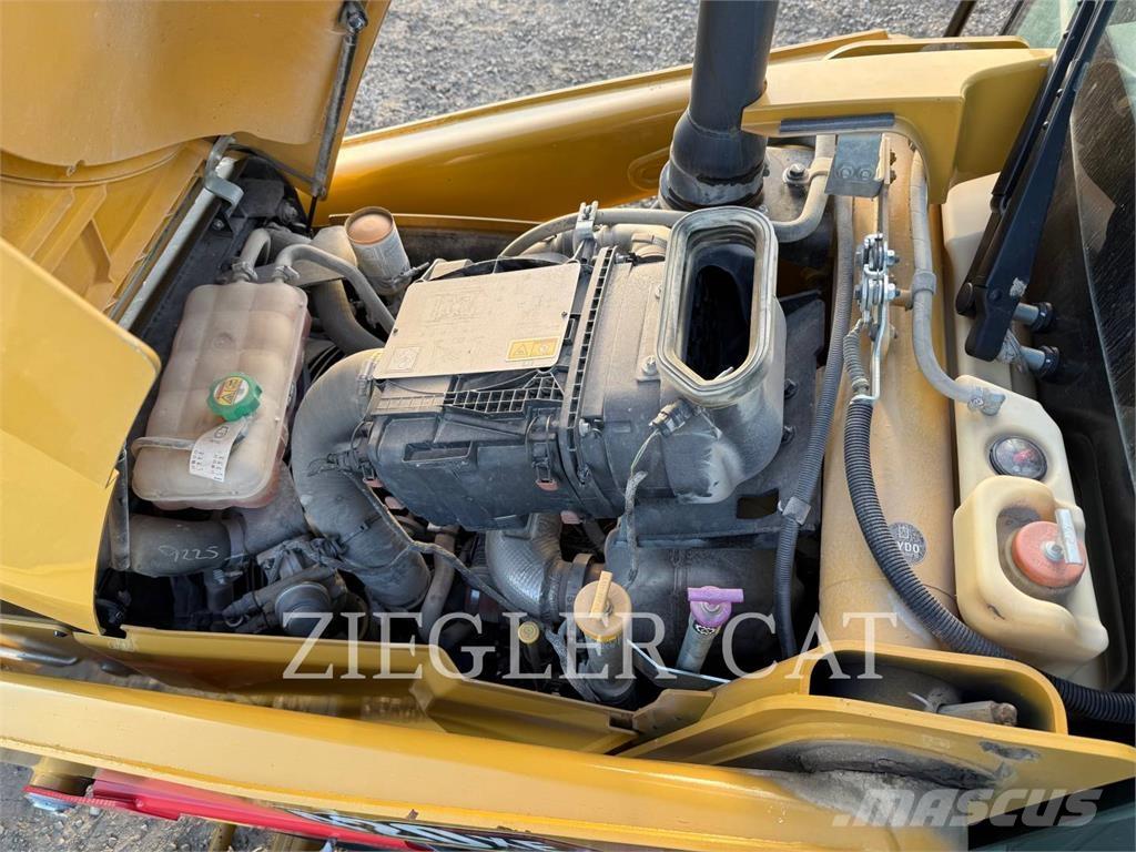 CAT 420XE Traktorgravere