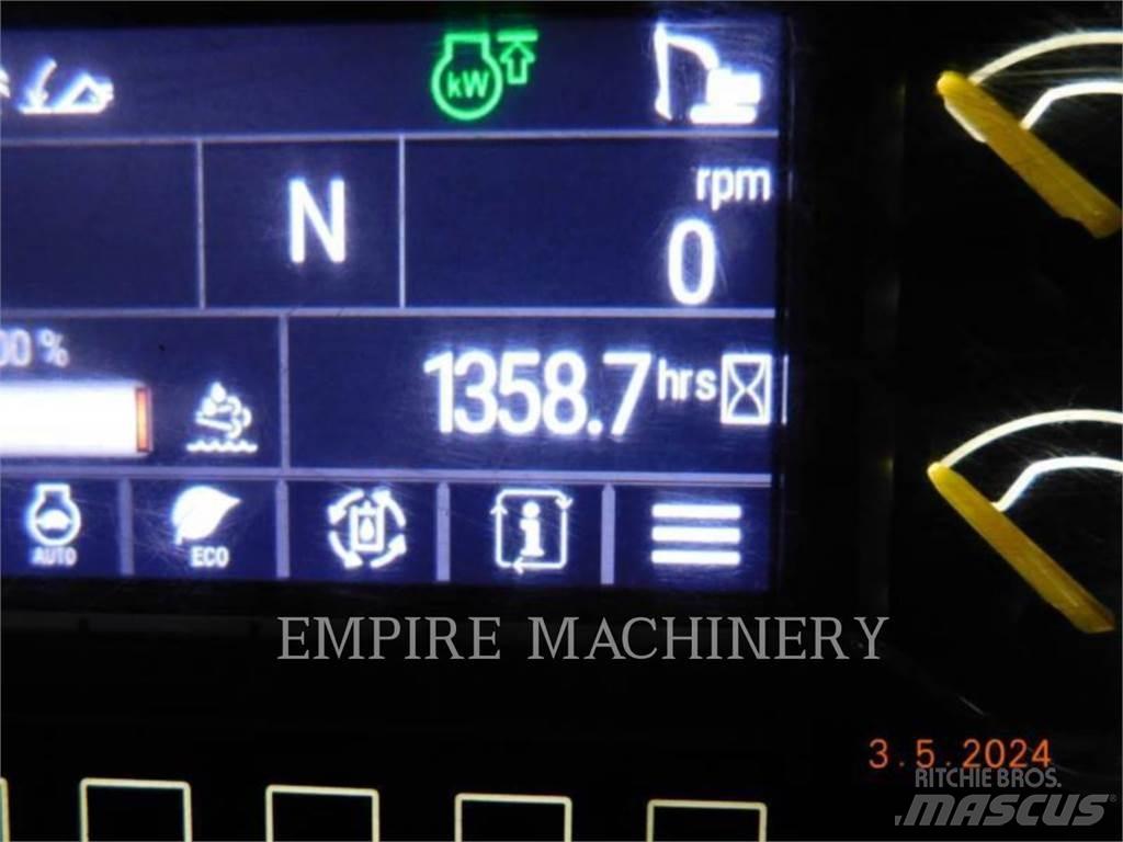 CAT 420XE4EOIP Traktorgravere
