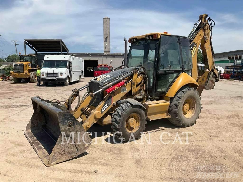 CAT 430EIT A Traktorgravere